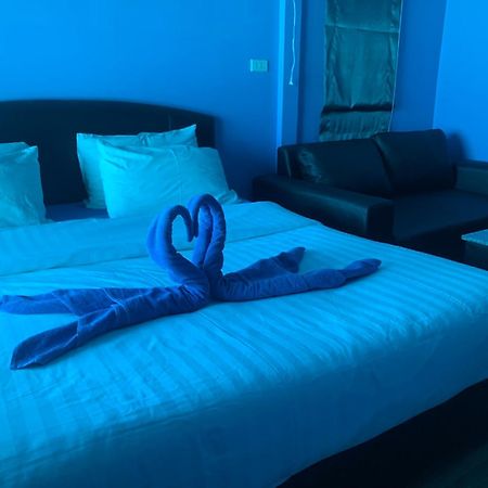 Hotel ลุงดำฮัทบีช Koh Samet Exterior foto