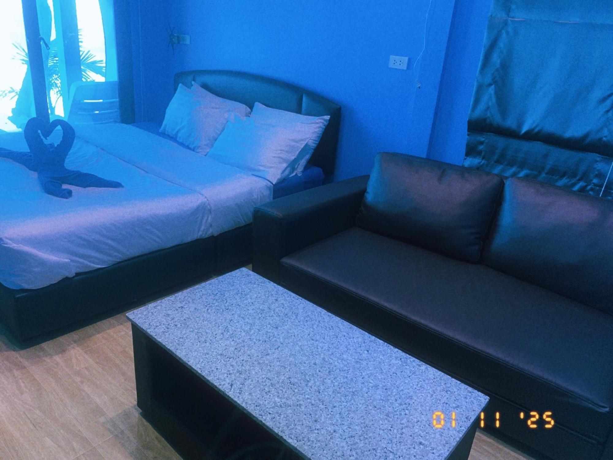 Hotel ลุงดำฮัทบีช Koh Samet Exterior foto
